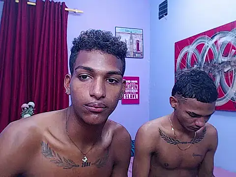 Snapshot of black_twinks chatting on 05/12/26, 04:31 black twinks online show from 05/12/26, 04:31