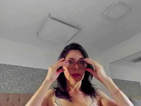 lena gray online show from 06/08/26, 01:44