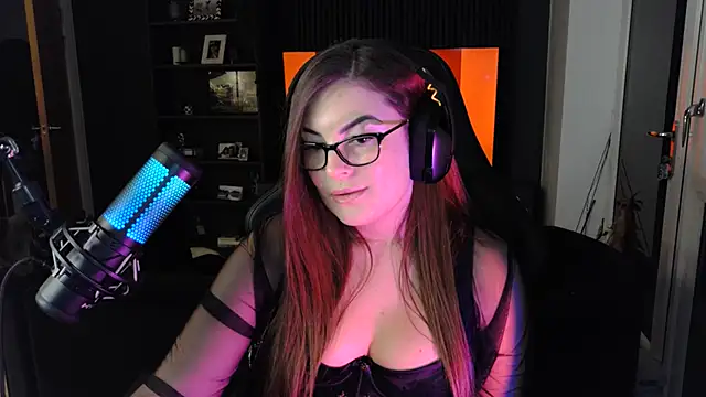 AvaKayley online show from 05/14/26, 12:06