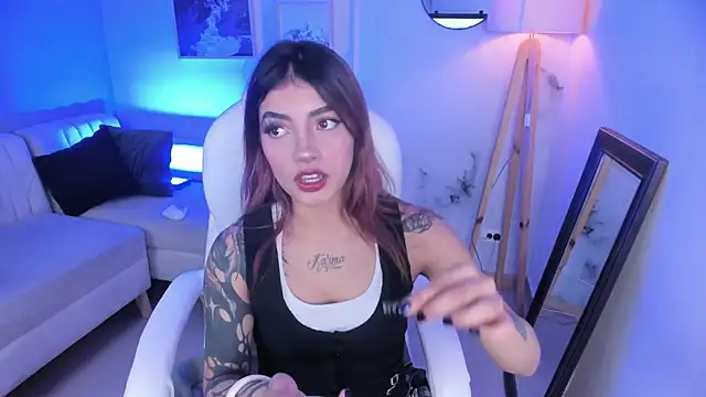 Snapshot of gamora_evans chatting on 06/19/26, 01:37 gamora evans online show from 06/19/26, 01:37