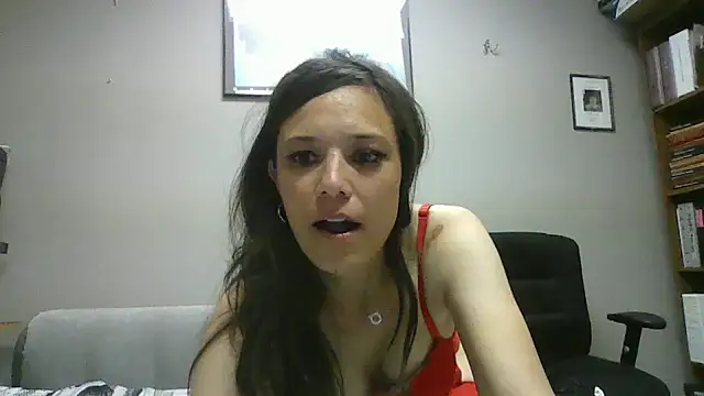 NaiomiXiang11 online show from 05/14/26, 07:09