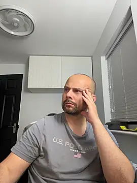 NakedAndrewHot online show from 06/18/26, 11:09
