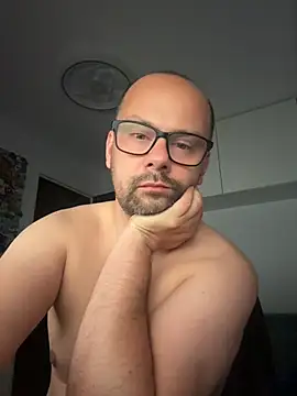 NakedAndrewHot online show from 06/26/26, 12:04