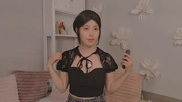 sakura-ch- online show from 08/06/26, 08:11