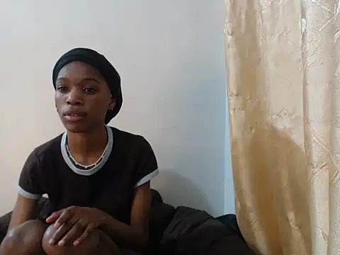 PetiteBarbie 05 online show from 07/06/26, 03:03