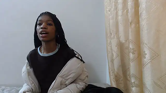 PetiteBarbie 05 online show from 07/14/26, 05:23