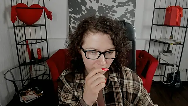 AureliaGleam online show from 06/05/26, 01:23
