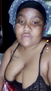 Snapshot of ChubbyMidgetxxx19 chatting on 06/28/26, 02:34 ChubbyMidgetxxx19 online show from 06/28/26, 02:34
