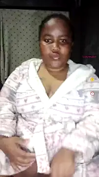 Snapshot of ChubbyMidgetxxx19 chatting on 07/15/26, 05:40 ChubbyMidgetxxx19 online show from 07/15/26, 05:40