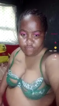 Snapshot of ChubbyMidgetxxx19 chatting on 08/05/26, 01:47 ChubbyMidgetxxx19 online show from 08/05/26, 01:47