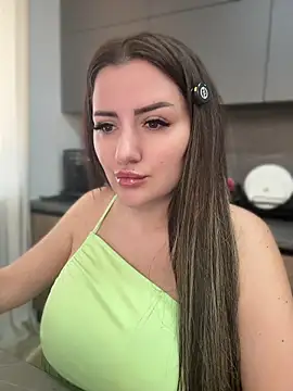 Snapshot of SophiePale chatting on 05/06/26, 08:30 SophiePale online show from 05/06/26, 08:30
