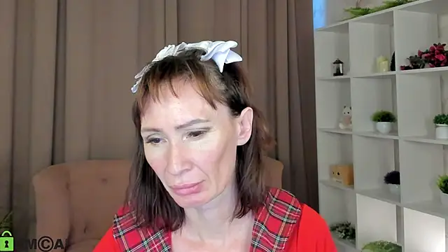 gracekellyyy online show from 06/15/26, 04:20