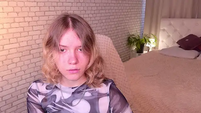 MilanaRayy online show from 06/20/26, 05:10