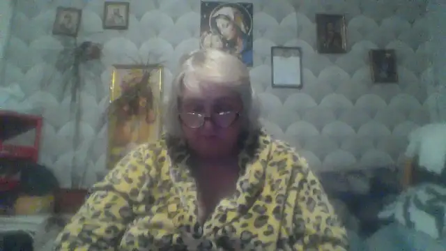 MarinaFarina53 online show from 05/17/26, 05:42