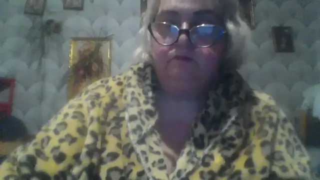 MarinaFarina53 online show from 05/18/26, 07:09
