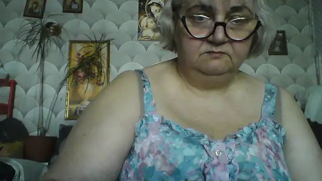 MarinaFarina53 online show from 05/21/26, 05:47