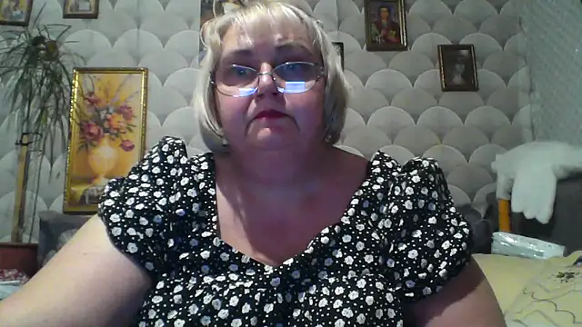 MarinaFarina53 online show from 06/04/26, 06:58