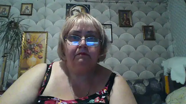 MarinaFarina53 online show from 06/20/26, 08:22
