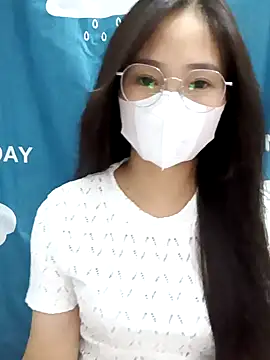 -Hena- online show from 05/24/26, 02:55