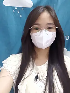 -Hena- online show from 05/29/26, 09:02