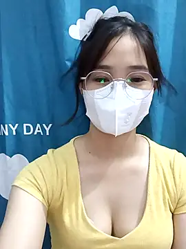 -Hena- online show from 06/03/26, 02:33