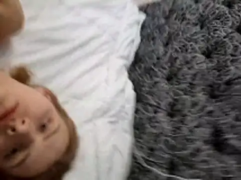 mooniekiss online show from 05/08/26, 11:37