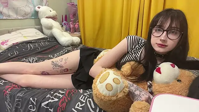 SleepyKristi online show from 06/02/26, 05:26