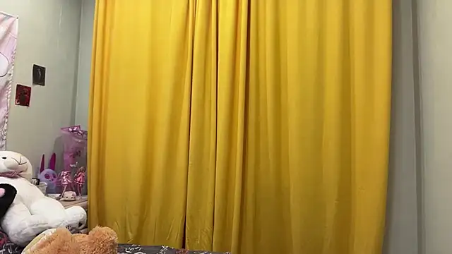 SleepyKristi online show from 06/05/26, 04:13