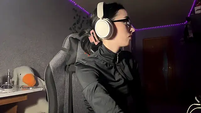 NightFoxxx online show from 05/21/26, 11:39