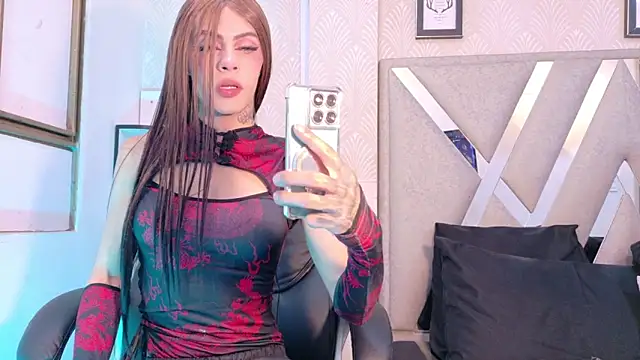 KarolFoxxi   online show from 06/06/26, 11:53