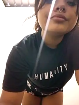 Daniela-Peruana online show from 06/14/26, 05:31
