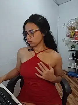 alanahot94 online show from 05/24/26, 12:26