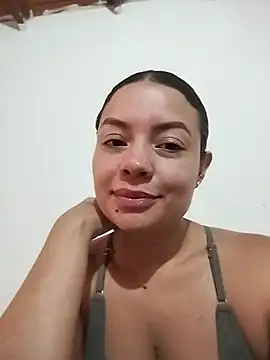 Snapshot of Annie-Latina chatting on 07/14/26, 05:18 Annie-Latina online show from 07/14/26, 05:18