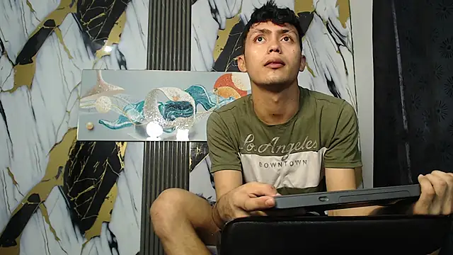CAT LOVE1 online show from 05/20/26, 03:07