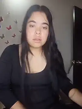 Snapshot of MiiaHott_W chatting on 06/03/26, 01:36 MiiaHott W online show from 06/03/26, 01:36