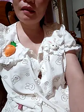 Snapshot of -Trici- chatting on 06/19/26, 10:57 -Trici- online show from 06/19/26, 10:57