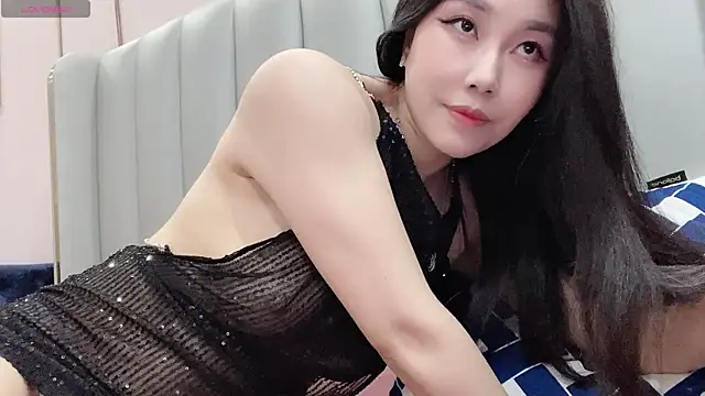 Snapshot of Emma_qiqi chatting on 07/07/26, 05:10 Emma qiqi online show from 07/07/26, 05:10