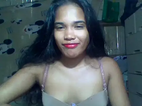 Snapshot of BigAssPinay19 chatting on 05/18/26, 10:48 BigAssPinay19 online show from 05/18/26, 10:48