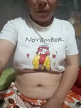 Snapshot of girl_cute69 chatting on 06/16/26, 07:05 girl cute69 online show from 06/16/26, 07:05