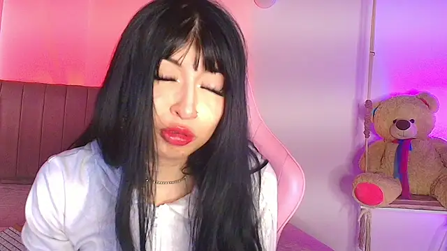 mia gyutarouwu online show from 06/18/26, 12:09