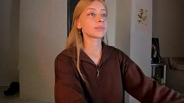 Snapshot of Jane_Bright chatting on 03/18/25, 09:10 Jane Bright online show from 03/18/25, 09:10