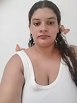 Snapshot of Mara_lopez21 chatting on 05/15/26, 07:10 Mara lopez21 online show from 05/15/26, 07:10