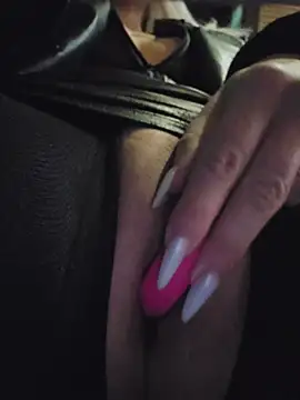 MILFBARBY online show from 12/23/25, 08:34