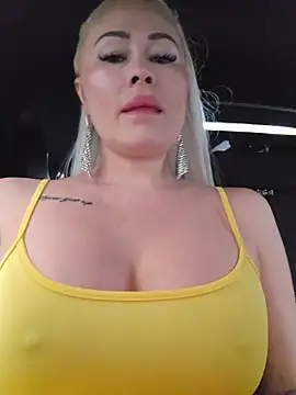 Snapshot of MILFBARBY chatting on 05/02/26, 07:24 MILFBARBY online show from 05/02/26, 07:24