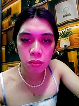 Snapshot of RoseAmarie chatting on 07/18/26, 11:03 RoseAmarie online show from 07/18/26, 11:03