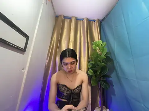 Snapshot of RoseAmarie chatting on 07/30/26, 12:15 RoseAmarie online show from 07/30/26, 12:15