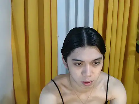 Snapshot of RoseAmarie chatting on 08/08/26, 12:29 RoseAmarie online show from 08/08/26, 12:29