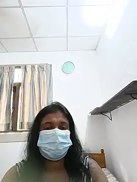 Xbees CT online show from 05/18/26, 04:29