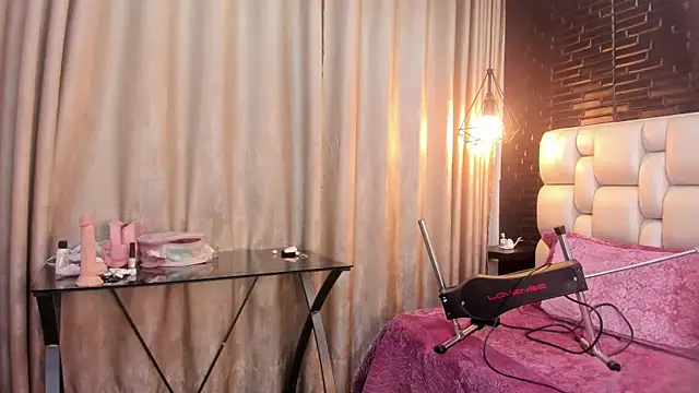 Snapshot of ViolettGracee chatting on 07/07/26, 06:47 ViolettGracee online show from 07/07/26, 06:47