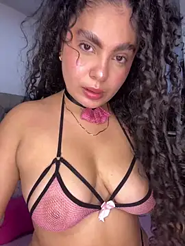 Yassy 11 online show from 06/19/26, 07:17